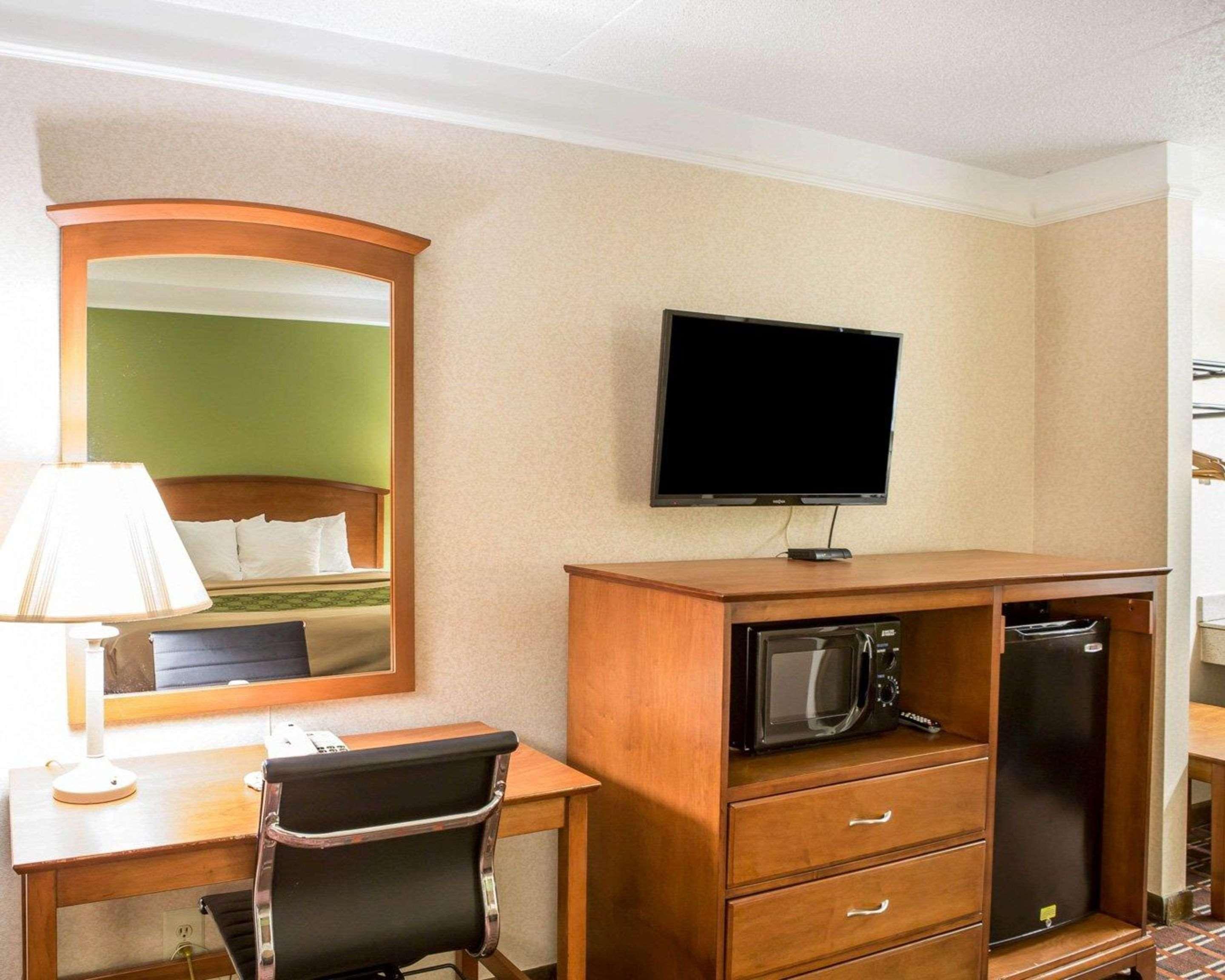 Econo North Lodge *