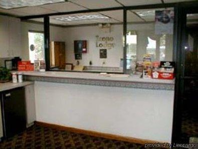 Econo North Lodge